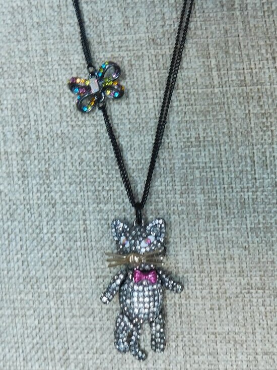 Betsey Johnson Jewelry - Betsey Johnson All Hallows Articulated Black Kitty Cat Rhinestones Bow Necklace